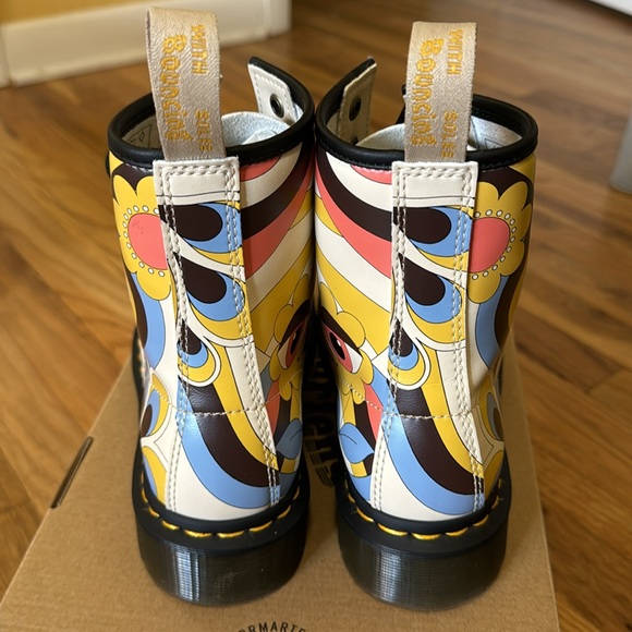 Dr. Martens Vegan 1460 Retro Ray Kemble Boot Parchment Beige 6 - Picture 7 of 13